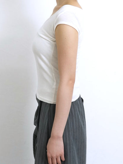 sleeveless cross tops