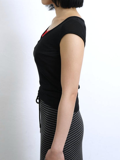 sleeveless cross tops